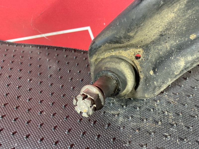 Рычаг подвески нижний, 1000 рублей, Солонцы