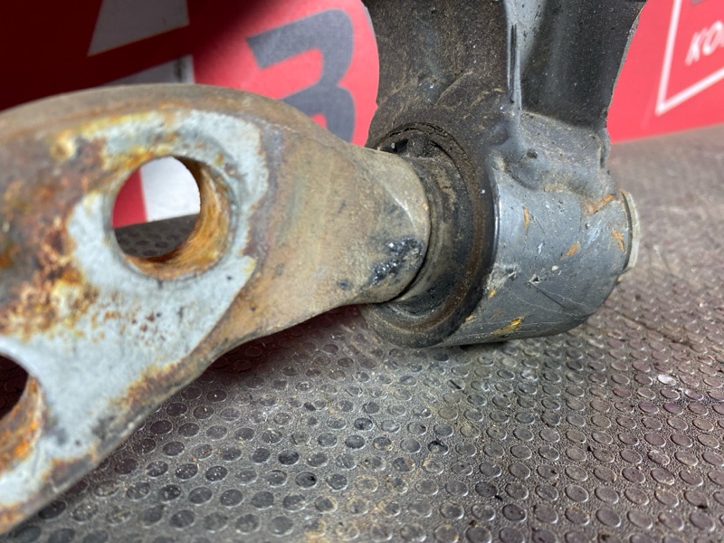 Рычаг подвески нижний, 2000 рублей, Солонцы