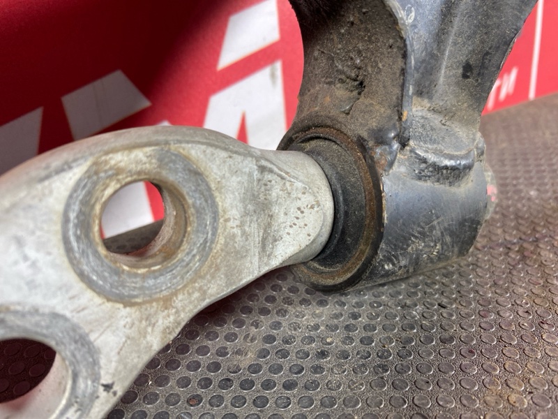 Рычаг подвески нижний, 2000 рублей, Солонцы