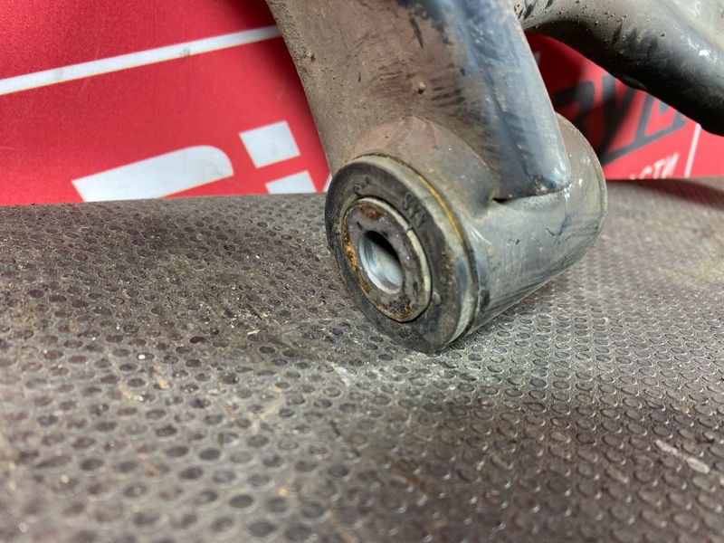 Рычаг подвески нижний, 1000 рублей, Солонцы