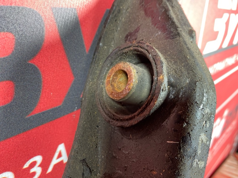 Рычаг подвески нижний, 1700 рублей, Солонцы