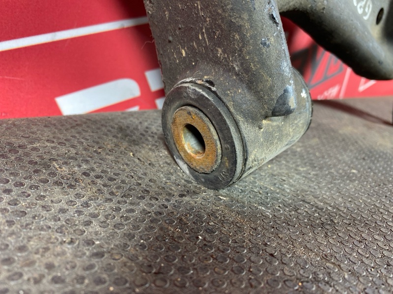 Рычаг подвески нижний, 1000 рублей, Солонцы