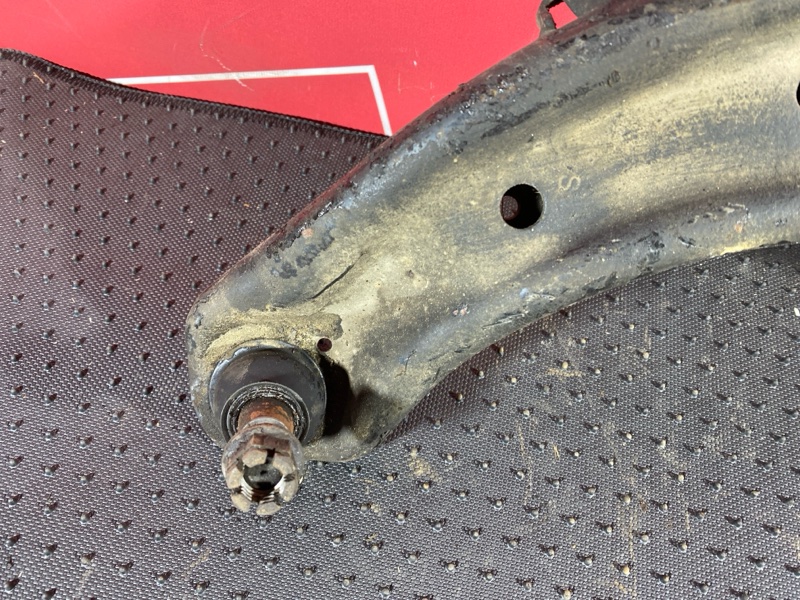 Рычаг подвески нижний, 1000 рублей, Солонцы