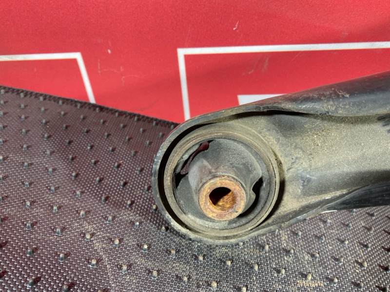 Рычаг подвески нижний, 1000 рублей, Солонцы