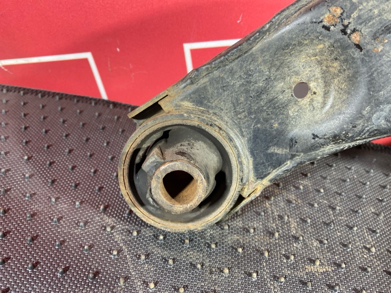 Рычаг подвески нижний, 2500 рублей, Солонцы