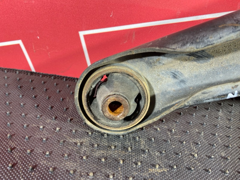 Рычаг подвески нижний, 1000 рублей, Солонцы