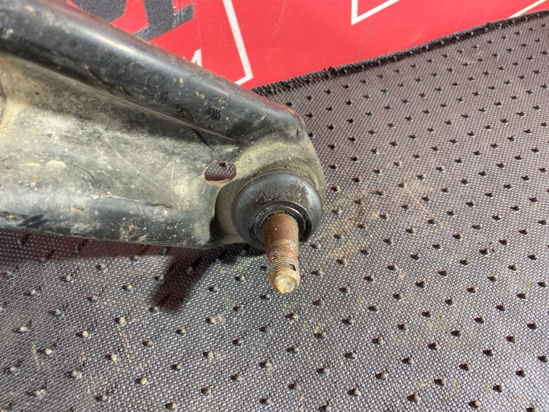 Рычаг подвески нижний, 1000 рублей, Солонцы