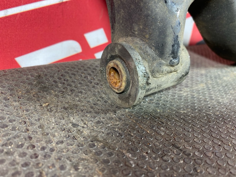 Рычаг подвески нижний, 2000 рублей, Солонцы