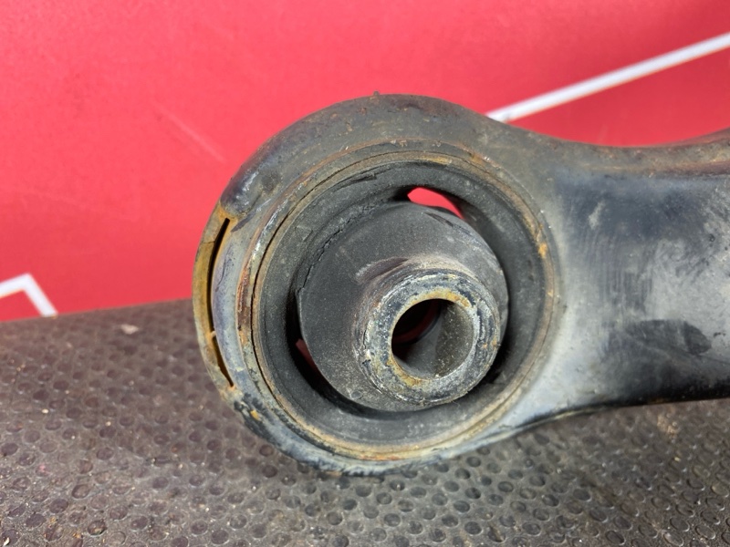 Рычаг подвески нижний, 2000 рублей, Солонцы