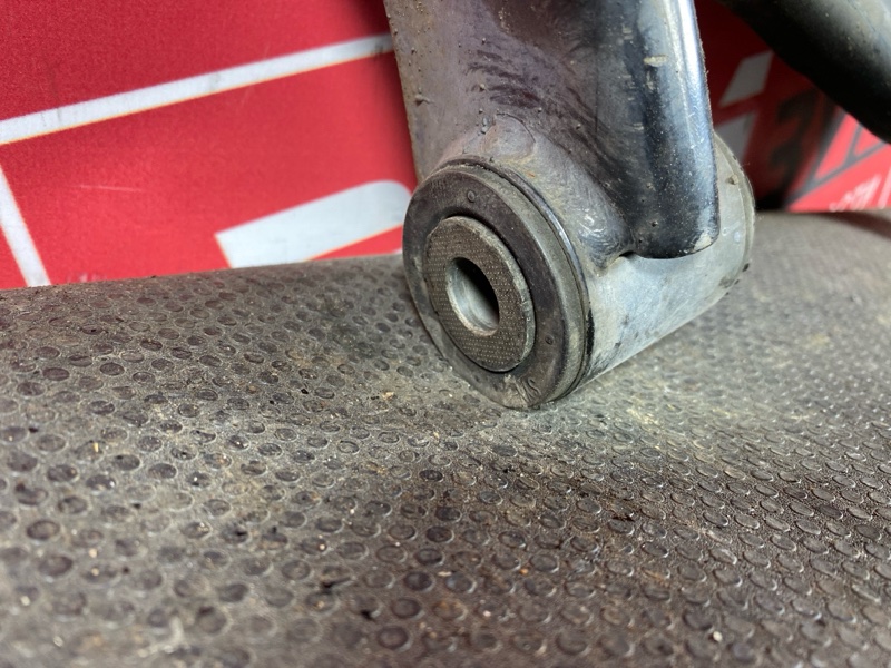 Рычаг подвески нижний, 1000 рублей, Солонцы