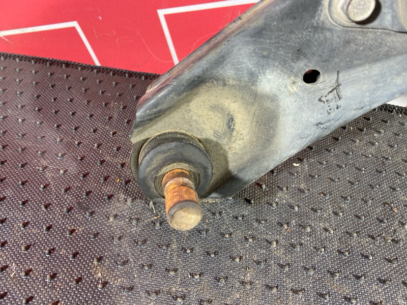 Рычаг подвески нижний, 1800 рублей, Солонцы