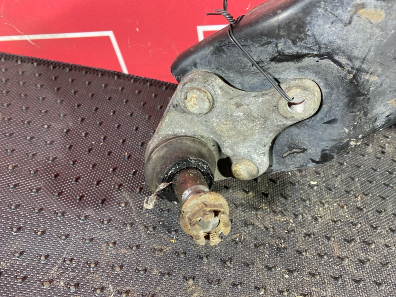 Рычаг подвески нижний, 2500 рублей, Солонцы