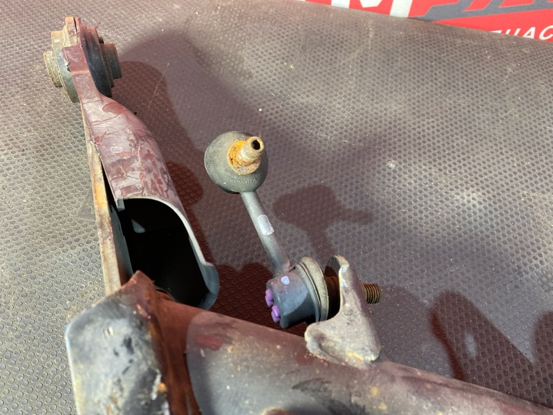 Рычаг подвески нижний, 2000 рублей, Солонцы