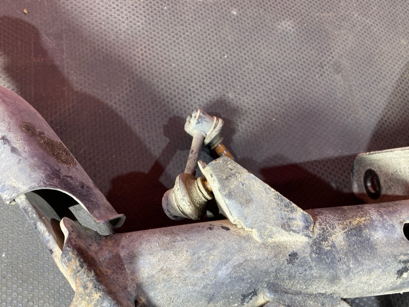 Рычаг подвески нижний, 2000 рублей, Солонцы