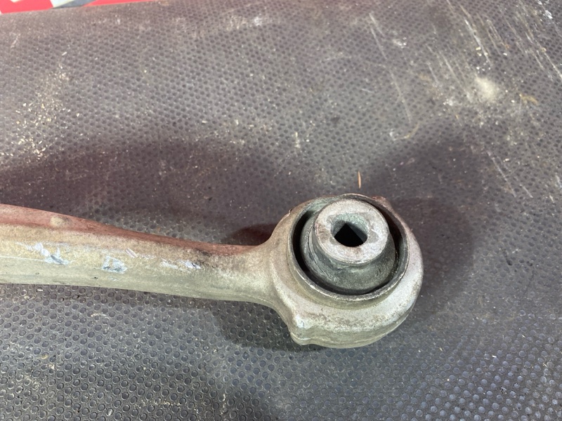 Рычаг подвески нижний, 1500 рублей, Солонцы