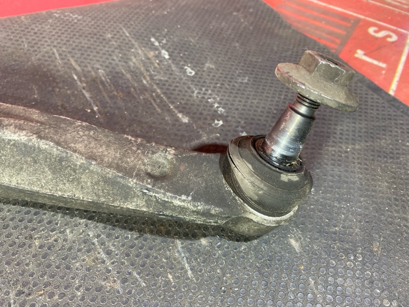 Рычаг подвески нижний, 1500 рублей, Солонцы