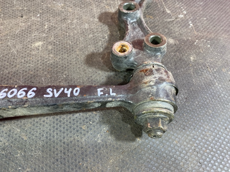 Рычаг подвески нижний, 1000 рублей, Солонцы