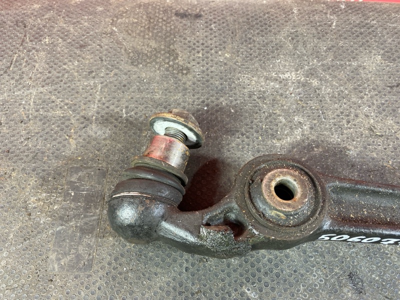 Рычаг подвески нижний, 1500 рублей, Солонцы