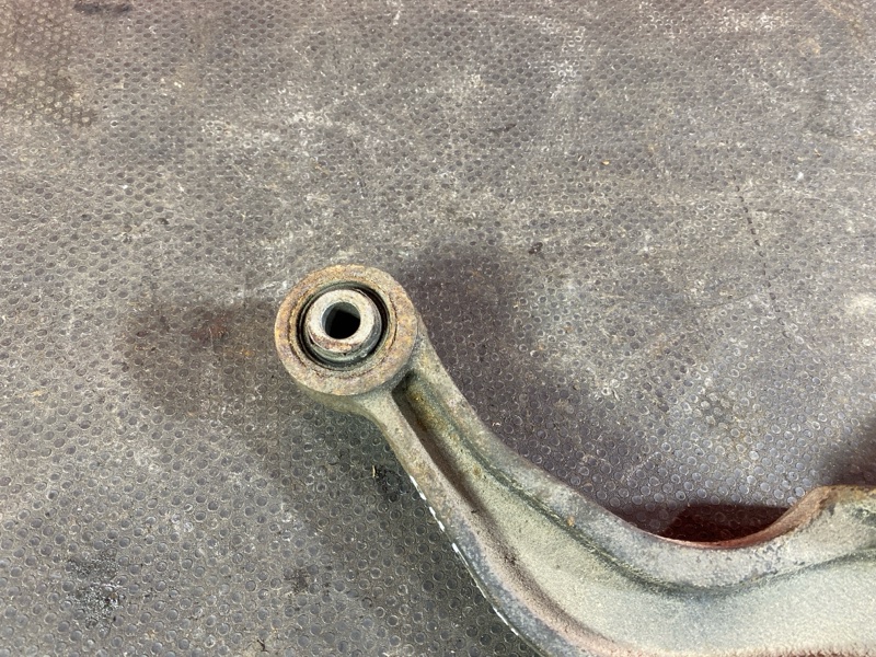 Рычаг подвески верхний, 500 рублей, Солонцы