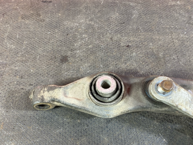 Рычаг подвески нижний, 1300 рублей, Солонцы