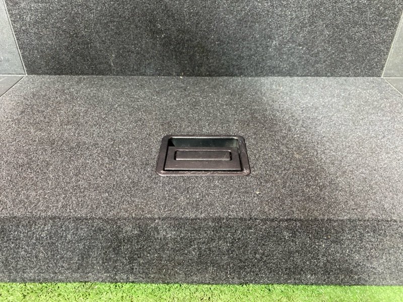Пол багажника, 2000 рублей, Солонцы