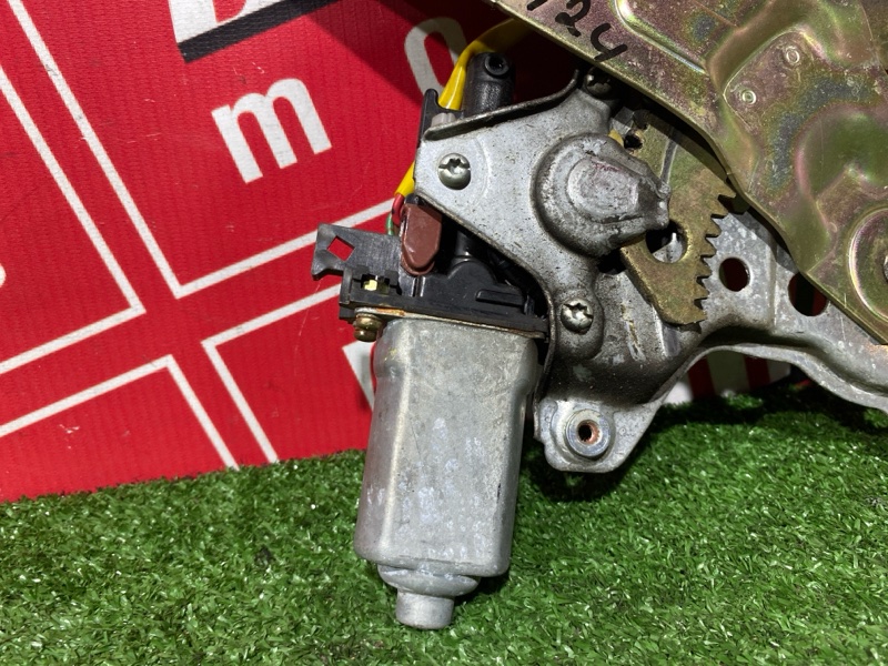 Стеклоподъемник, 500 рублей, Солонцы