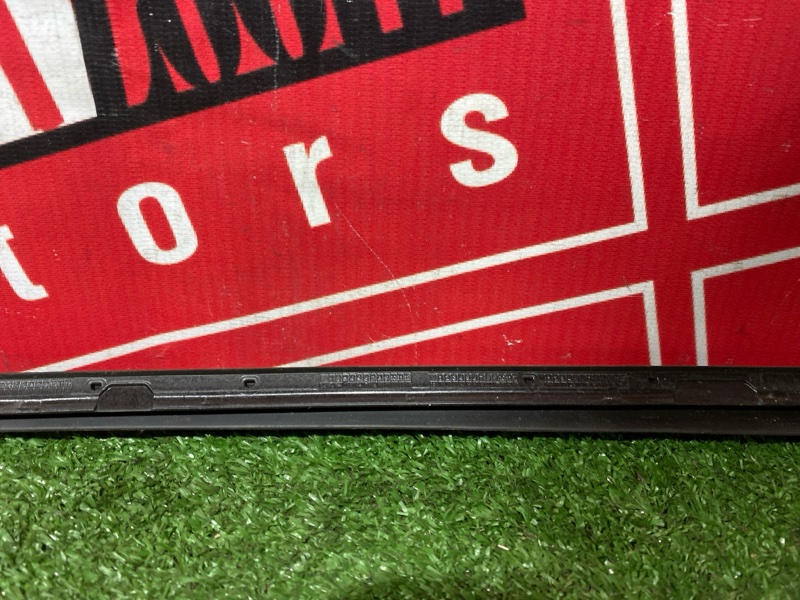 Молдинг лобового стекла, 3000 рублей, Солонцы