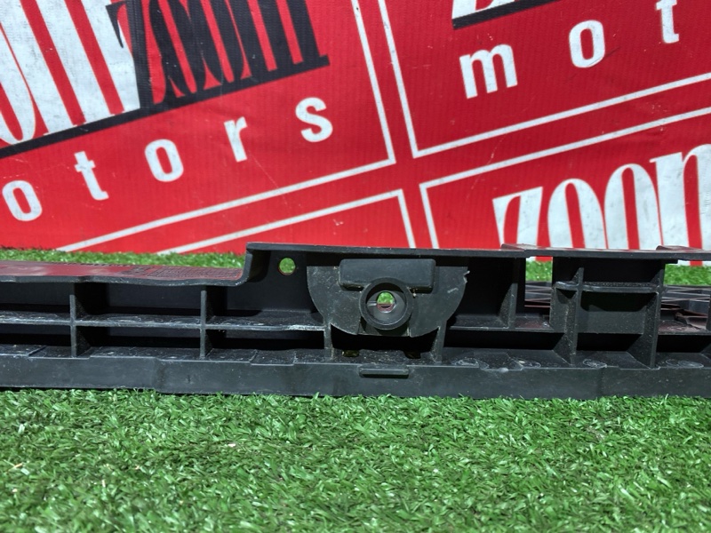 Кронштейн бампера, 1000 рублей, Солонцы