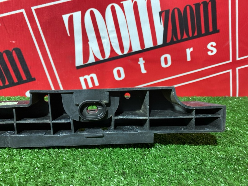 Кронштейн бампера, 1000 рублей, Солонцы