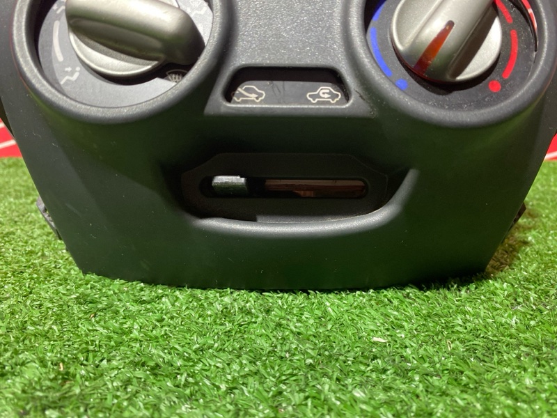 Блок управления климат-контролем, 300 рублей, Солонцы