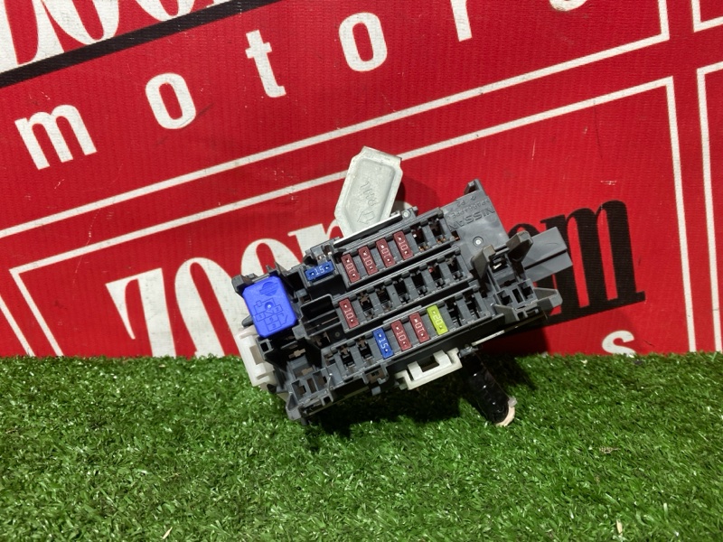 Блок реле и предохранителей, 2000 рублей, Солонцы