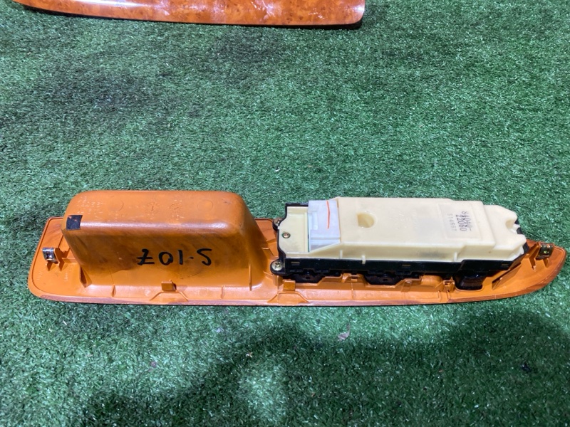 Блок управления стеклоподъемниками, 4500 рублей, Солонцы