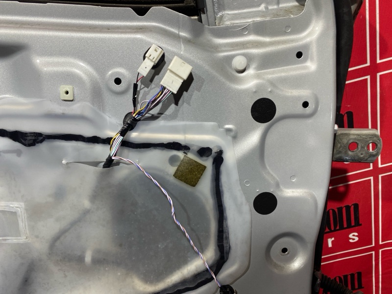 Дверь боковая, 36000 рублей, Солонцы