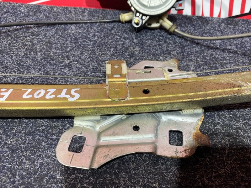 Стеклоподъемник, 2900 рублей, Солонцы