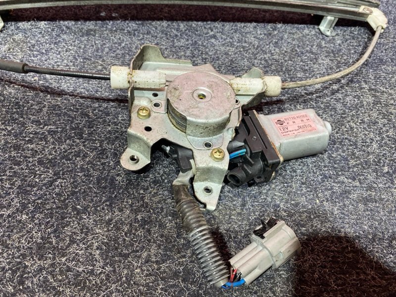 Стеклоподъемник, 8200 рублей, Солонцы