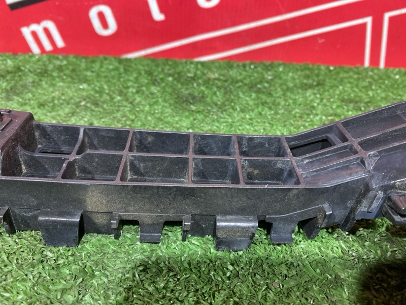 Кронштейн бампера, 2000 рублей, Солонцы