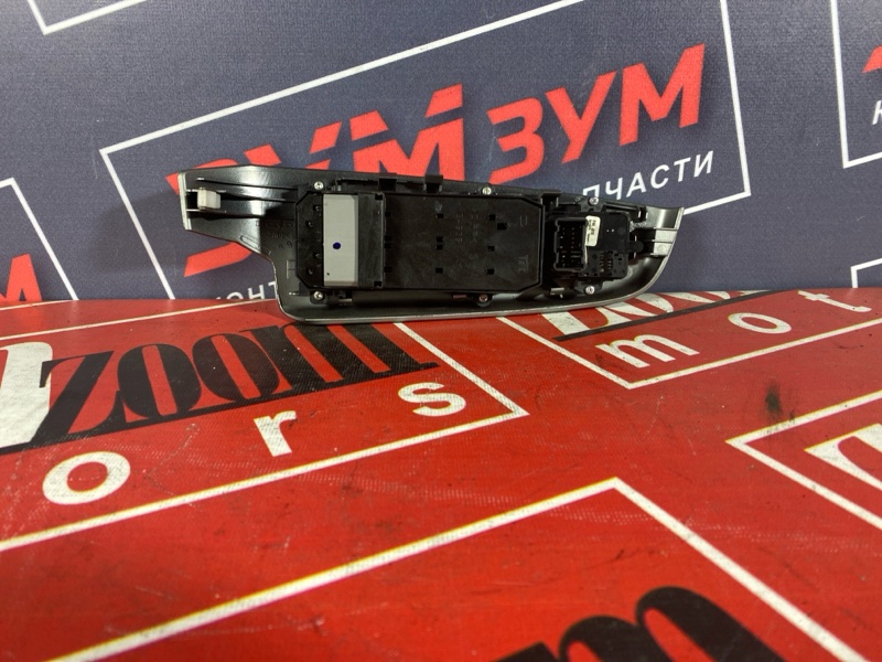 Блок управления стеклоподъемниками, 500 рублей, Солонцы