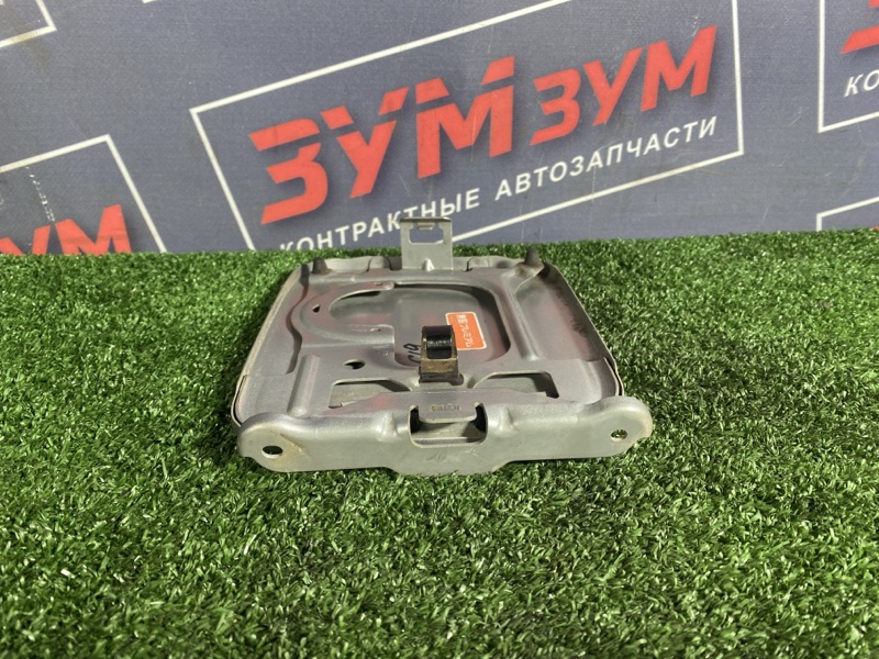 Лючок топливного бака, 500 рублей, Солонцы