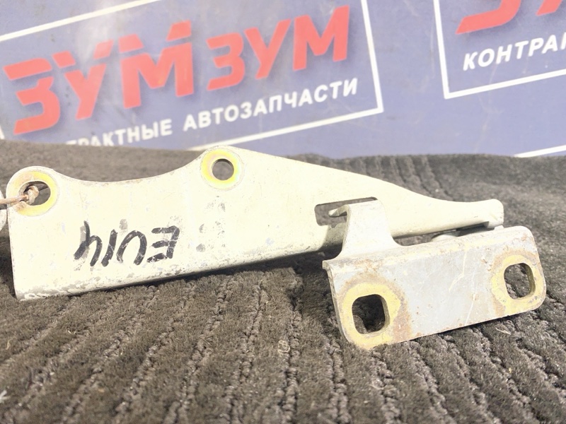 Петля (Шарнир капота), 500 рублей, Солонцы