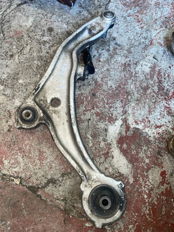 Рычаг подвески нижний, 3500 рублей, Мытищи