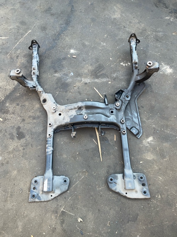 Подрамник передний, 10000 рублей, Мытищи