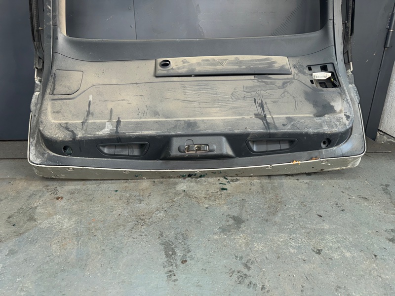 Дверь багажника, 9000 рублей, Мытищи