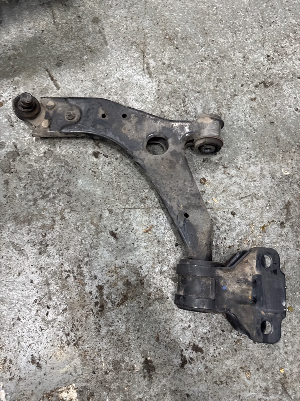 Рычаг подвески нижний, 3500 рублей, Мытищи
