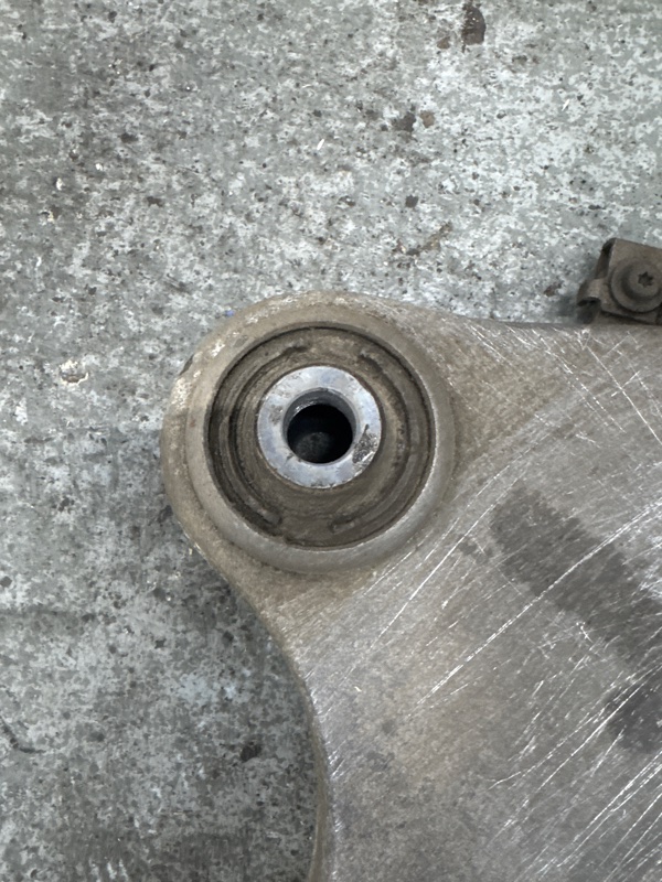 Рычаг подвески нижний, 2500 рублей, Мытищи