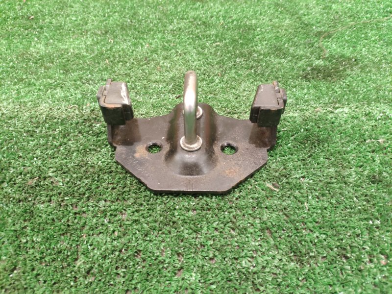 Петля замка багажника, 900 рублей, Красноярск