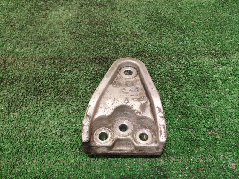 Кронштейн двигателя, 900 рублей, Красноярск