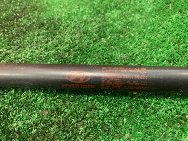 Амортизатор двери багажника, 900 рублей, Красноярск