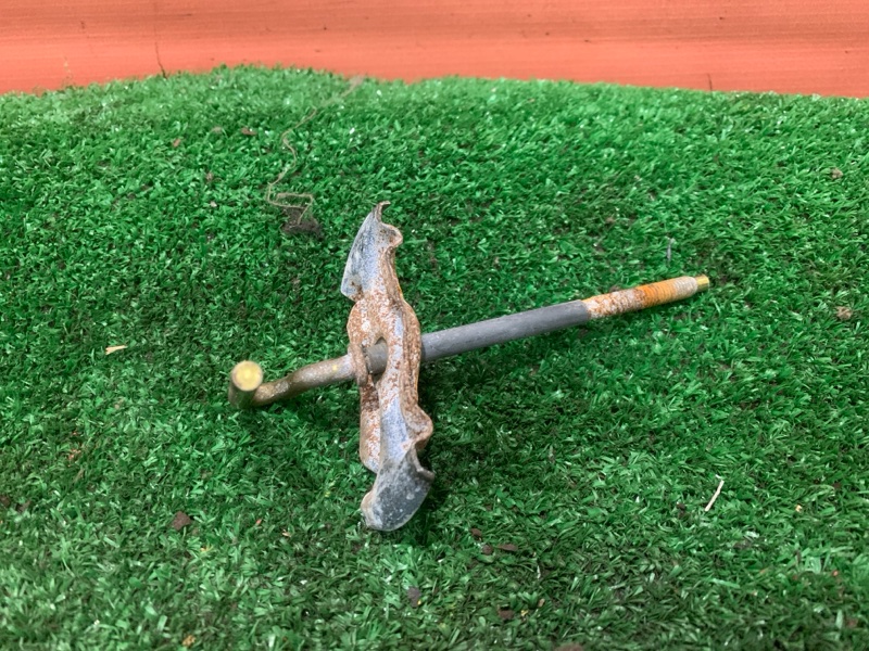 Крепление запасного колеса, 900 рублей, Красноярск