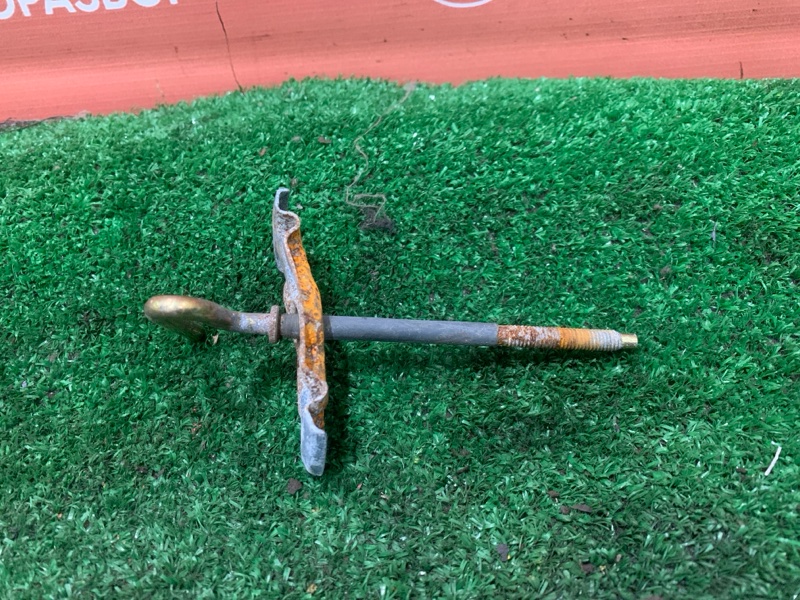 Крепление запасного колеса, 900 рублей, Красноярск