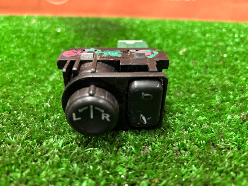 Блок управления зеркалами, 900 рублей, Красноярск